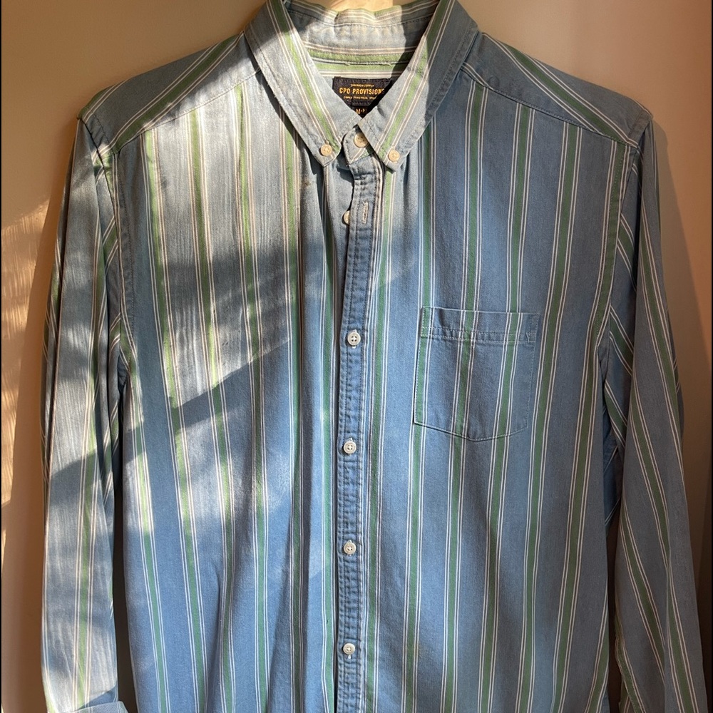 Urban Outfitters. Size M.